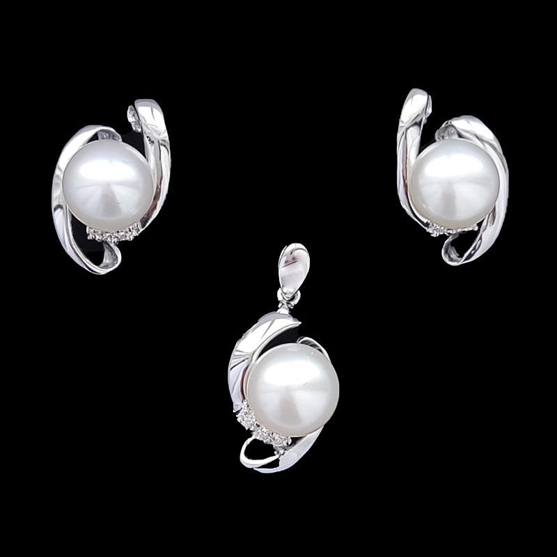 Silver Fresh Water Pearl Pendant Earrings Set With Cubic Zirconia