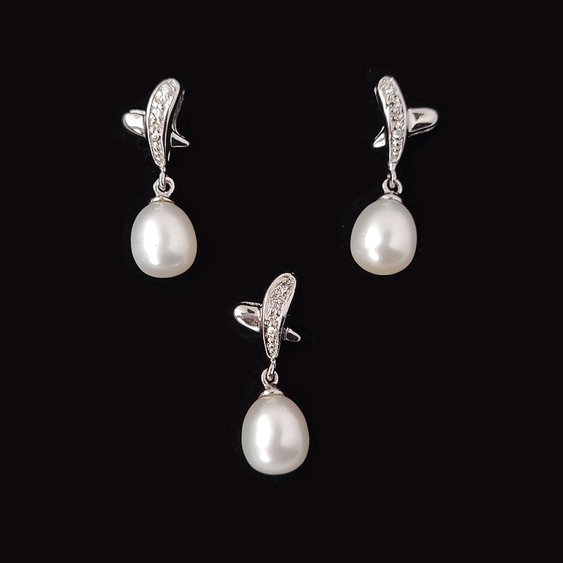 Silver Fresh Water Pearl Pendant Earrings Set With Cubic Zirconia